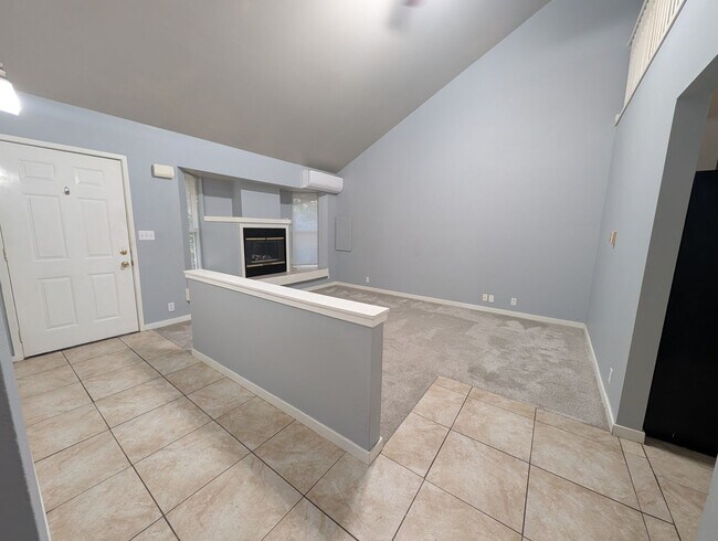 Foto del edificio - Large 3 Bedroom Corner Unit in The Heart of Gig Harbor! Available Now!