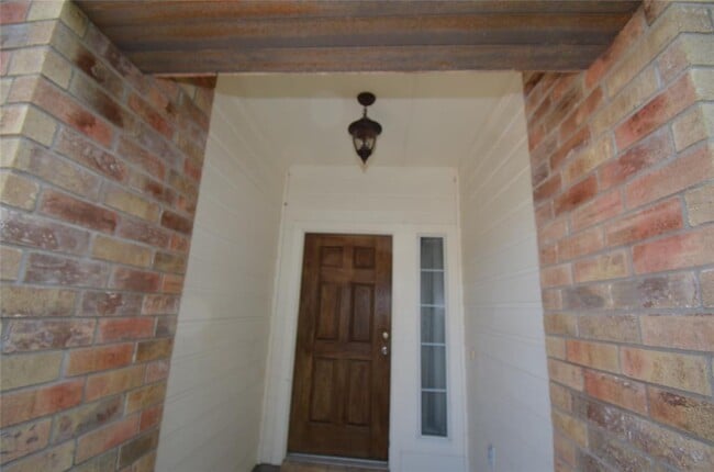 Building Photo - 11812 Timber Heights Dr