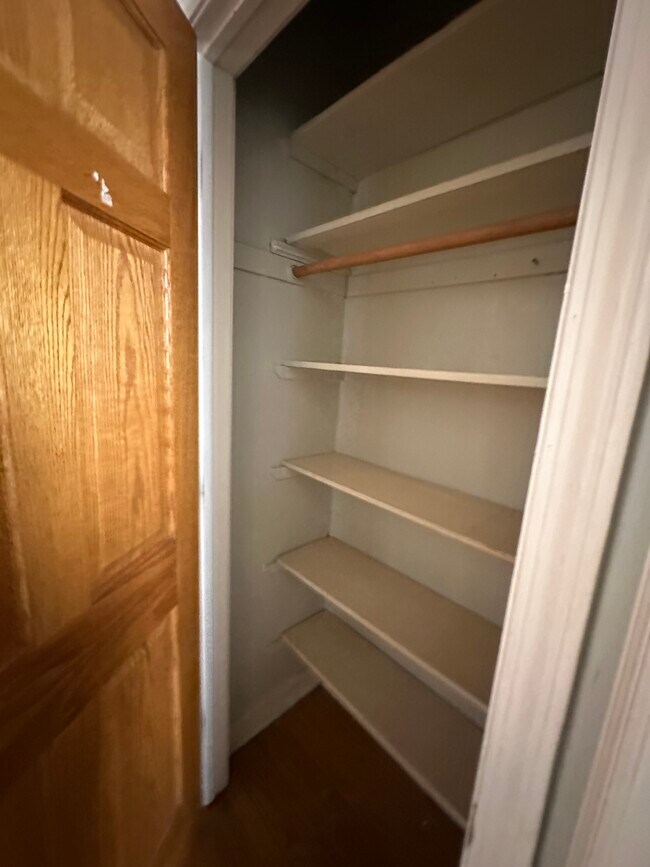 Foto del edificio - 4237 N Paulina St