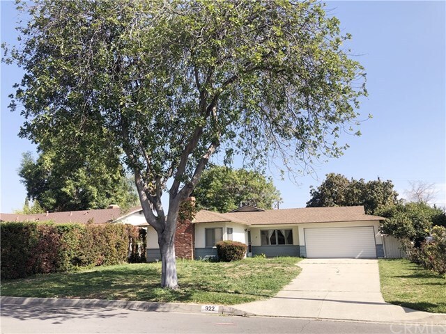 Primary Photo - 922 S Van Horn Ave