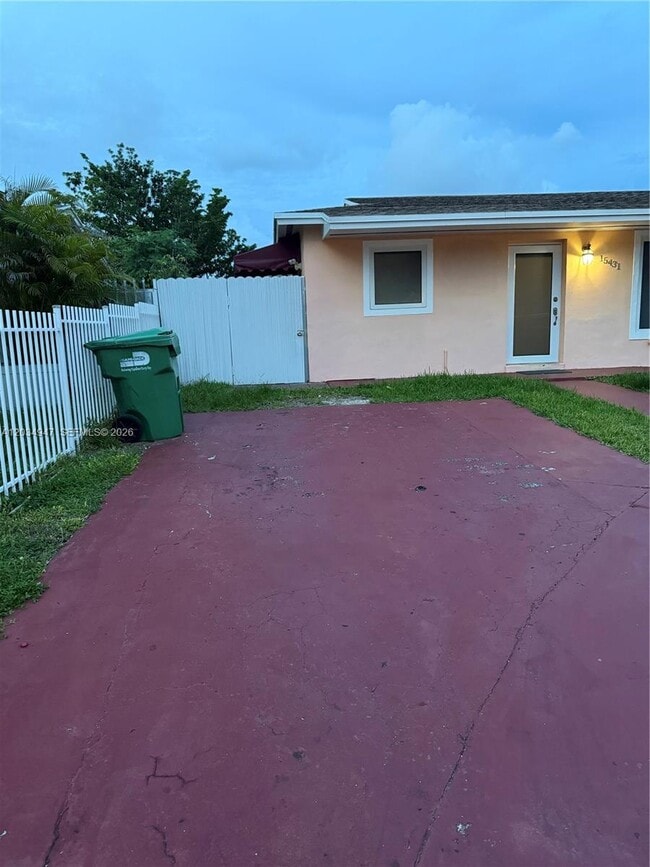 Foto del edificio - 15431 SW 101st Ave
