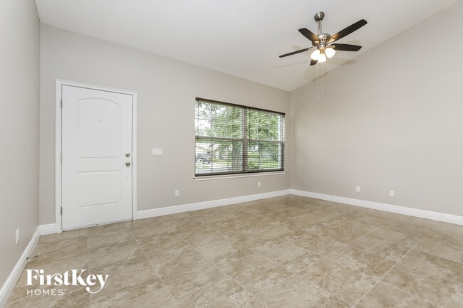 Foto del edificio - 441 Homer Ave