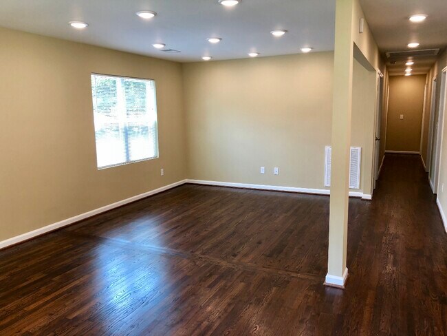 Foto del edificio - 630 63rd St S