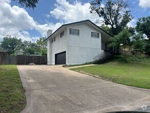 Building Photo - 1022 Tarryall Dr