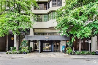 Building Photo - 65-865 Harbour Square