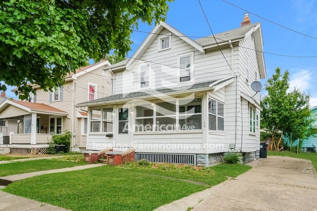 Building Photo - 1173 Herberich Ave