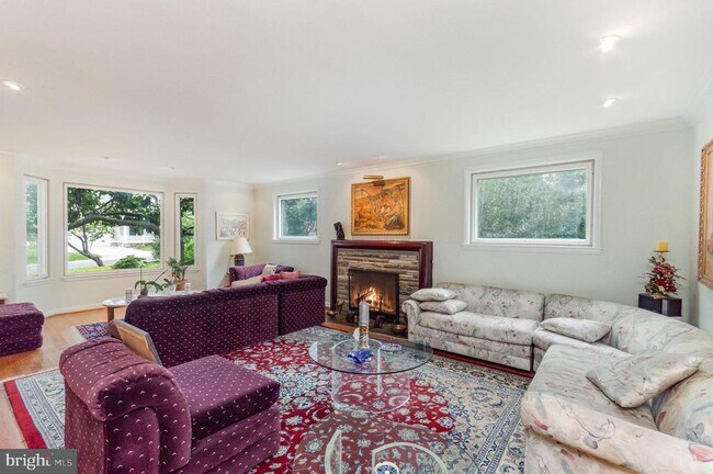 Foto del edificio - 5804 Lenox Rd