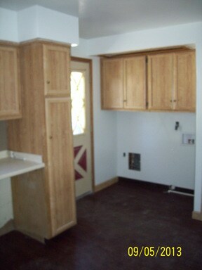 Building Photo - 489 S Edgehill Ave