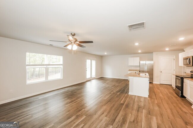 Foto del edificio - 4422 Sparrow Cir