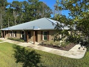 Building Photo - 4400 NW 74th Terrace