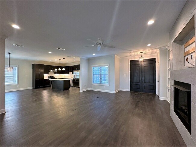 Building Photo - Coming Soon! Luxurious 4 Bedroom 3 Bath Ho...