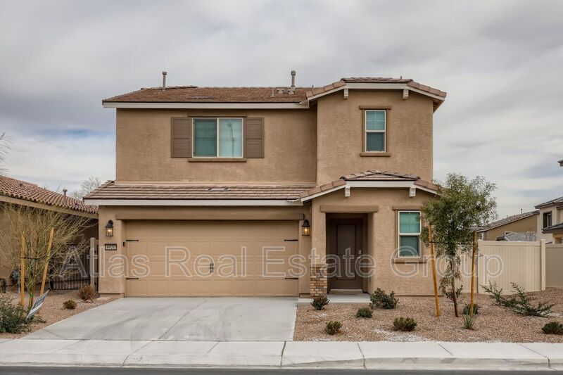 Primary Photo - 4920 N Goldfield St