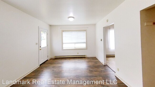 Building Photo - 2 br, 1 bath House - 816 E Maple Street