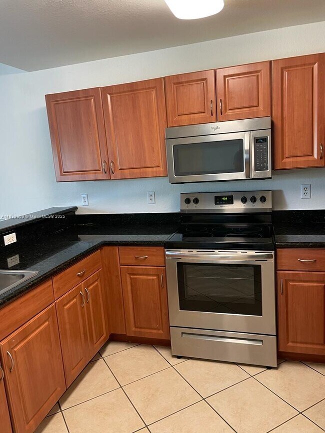 Foto del edificio - 11202 NW 83rd St