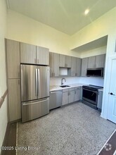 Building Photo - 1810 Sils Ave