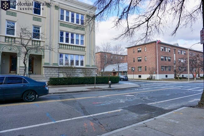 Photo - 72 Egmont St Apartment