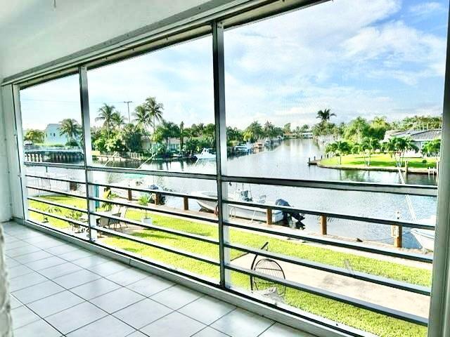 Foto del edificio - 1004 Pine Dr