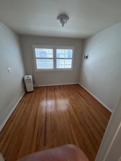 Apartamento 4 - 403 N Stanley Ave