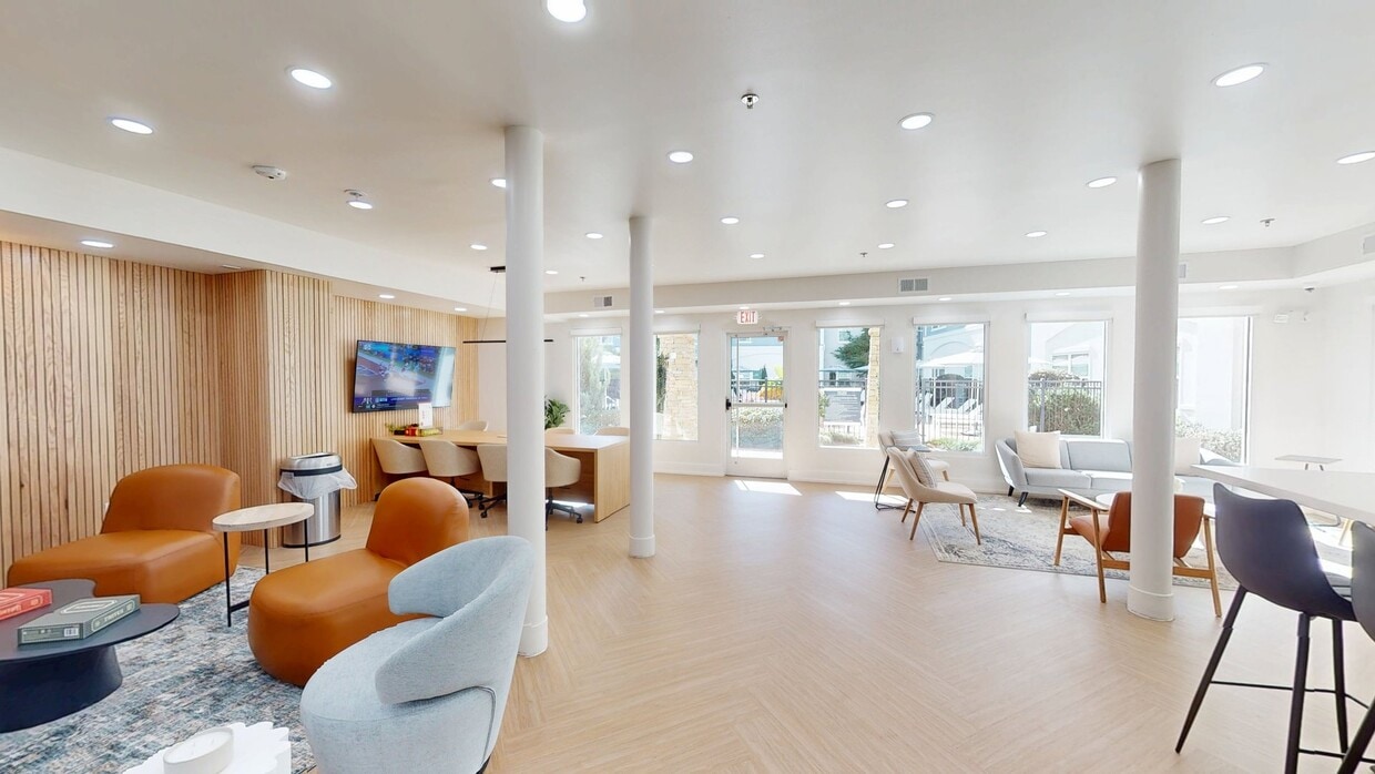 Photo - Campus Crossings Briarcliff Apartments