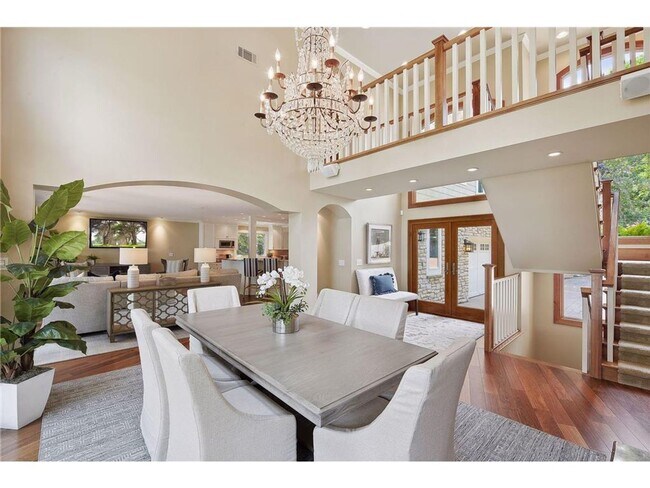 Building Photo - Furnished Minnetonka Lakeshore!