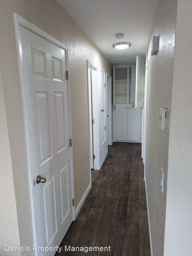 Building Photo - 3 br, 2 bath House - 12148 Wilsey Way