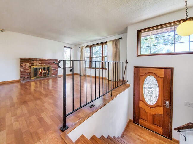 Foto del edificio - 1748 N 130th St