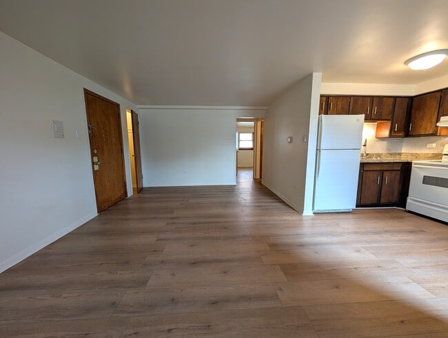 Building Photo - 4343 W 63rd St