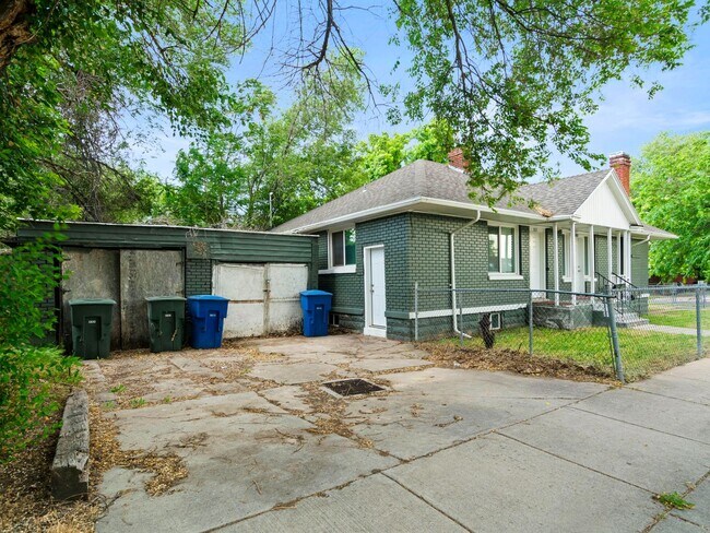 Foto del edificio - 3002 Porter Ave