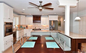 Building Photo - 513 Gunwale Ln