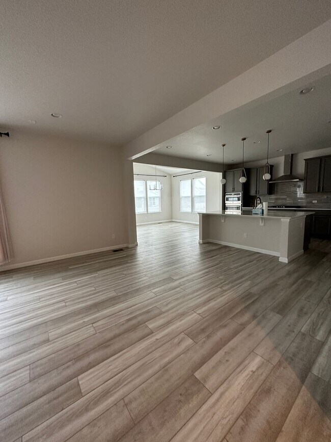 Foto del edificio - ---UPGRADED HOUSE---Single family house in...