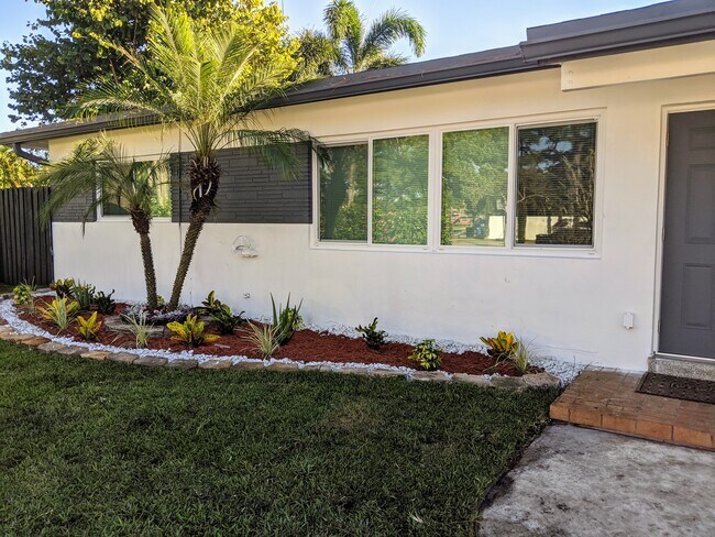 Foto del edificio - 2216 SW 15th St