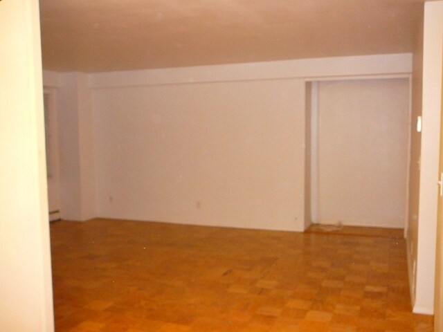 Foto del edificio - 30 Glenbrook Rd