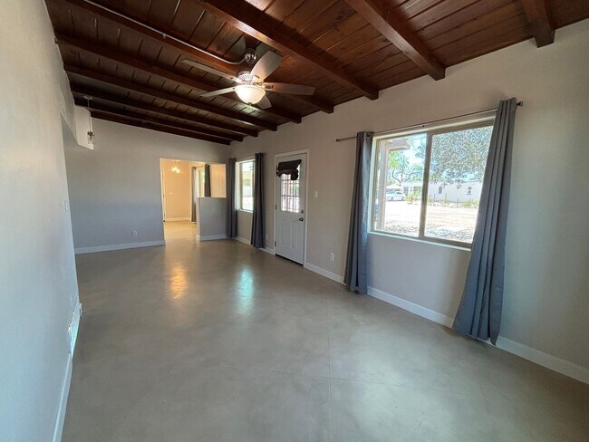 Foto del edificio - 5128 E Pima St