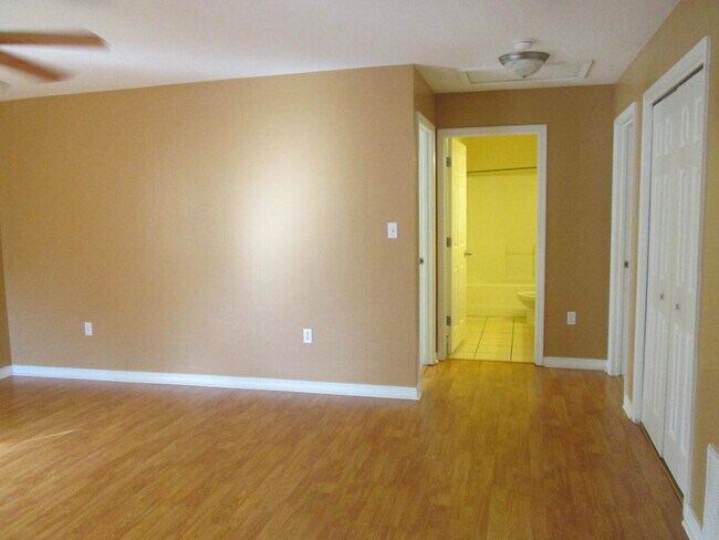 Foto del edificio - 7470 Autumn Trace Blvd