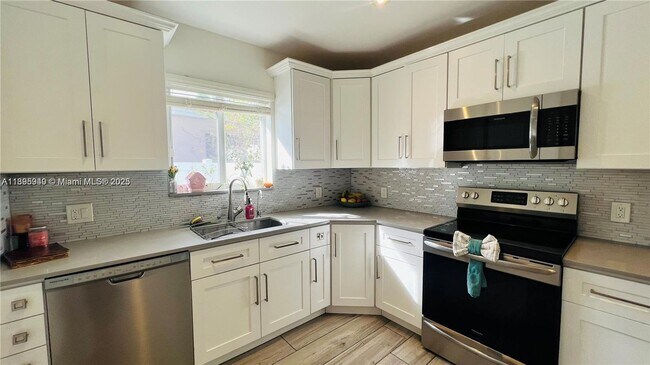 Foto del edificio - 911 N 14th Ave