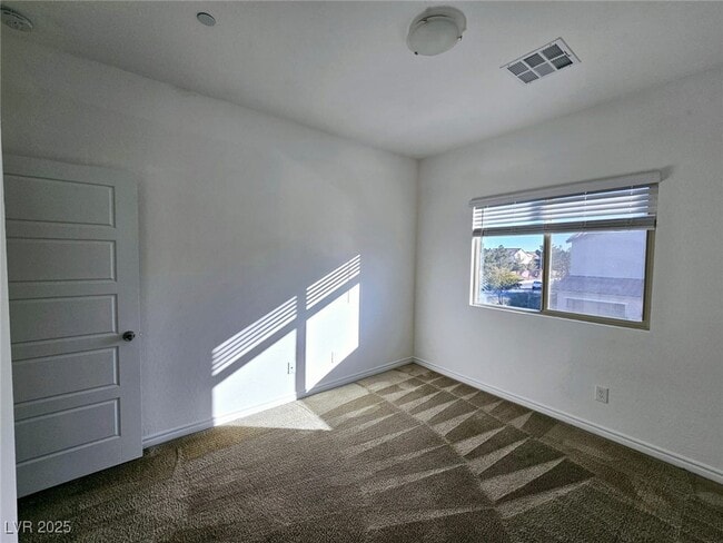 Building Photo - 846 Star Estates Ave