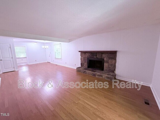 Foto del edificio - 4101 Arckelton Dr