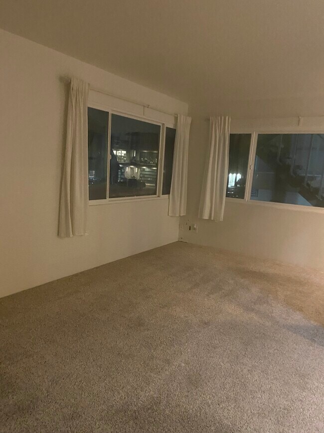 Foto del edificio - 6704 E Ocean Blvd