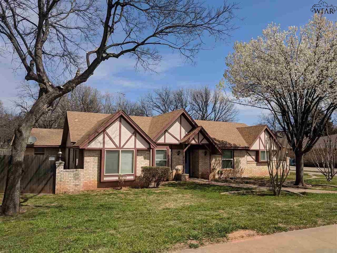 Foto principal - 4502 Shady Ln