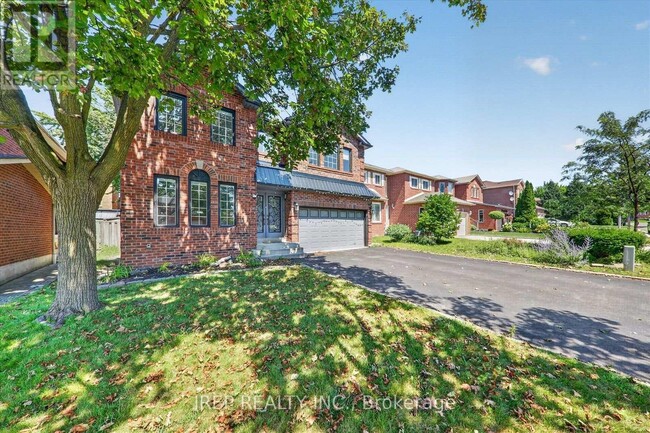 Building Photo - 6 Carmichael Dr