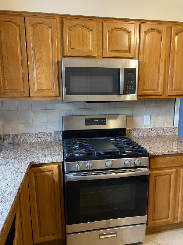 Building Photo - 13 Central Ave