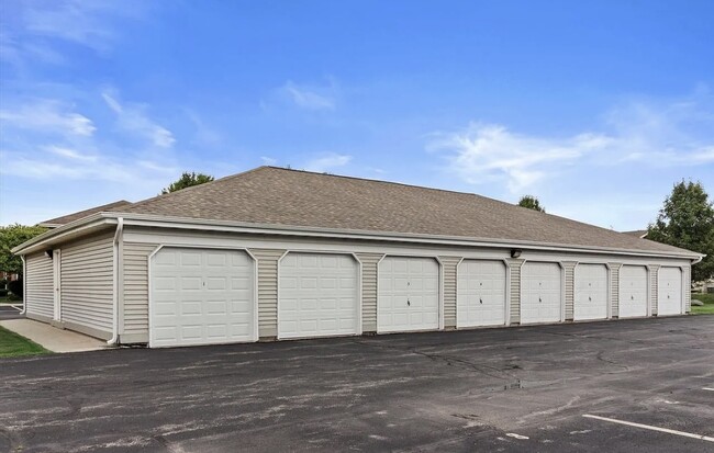 Building Photo - N110W17051 Ashbury Ln