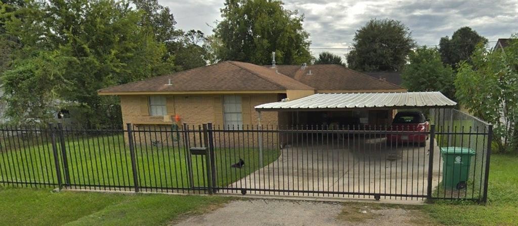 Building Photo - 610 Twin Oaks St