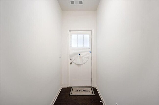 Foto del edificio - 2730 Kemp Ct