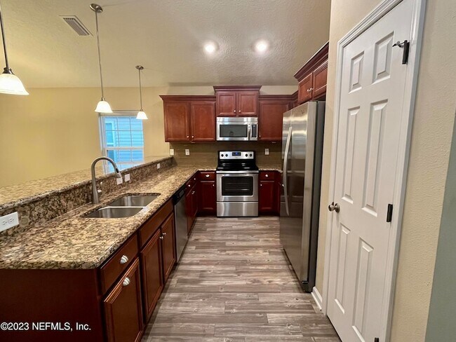 Building Photo - 3168 Angora Bay Dr