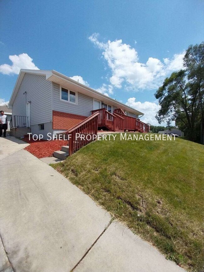 Foto del edificio - 5207 SE 5th St