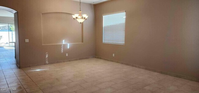 Foto del edificio - 15209 N 135th Dr