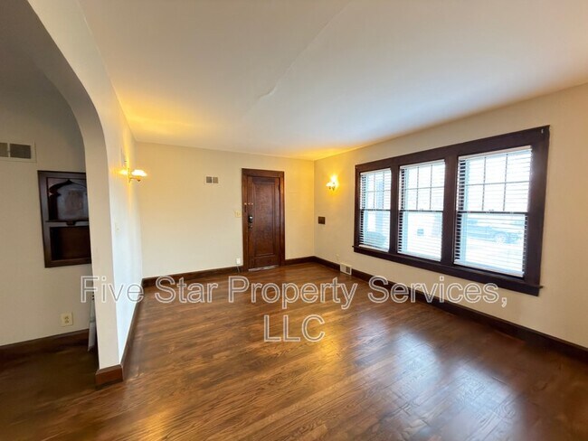 Foto del edificio - 604 Bryn Mawr Blvd