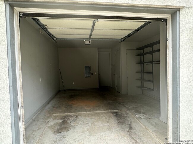 Foto del edificio - 1130 E Quincy St