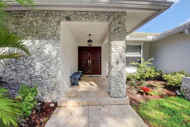 Building Photo - 2621 NW 39th St